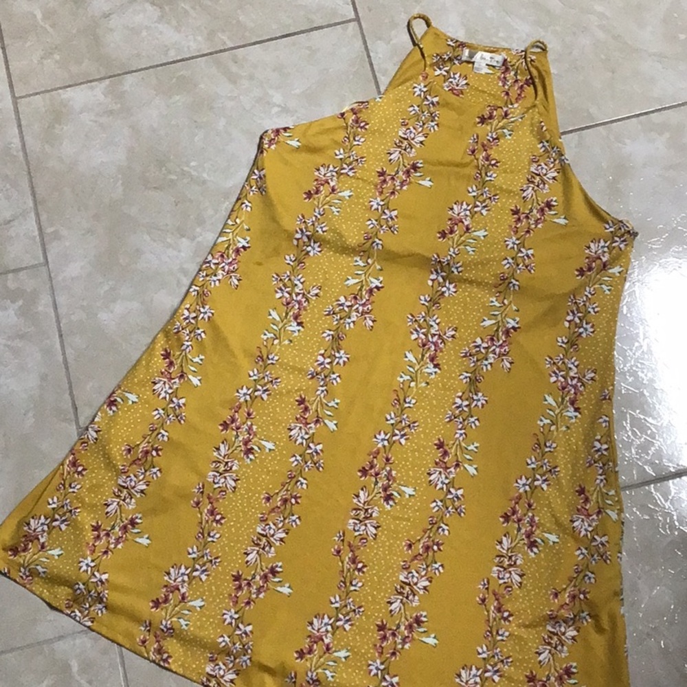 EUC nine Britton dress